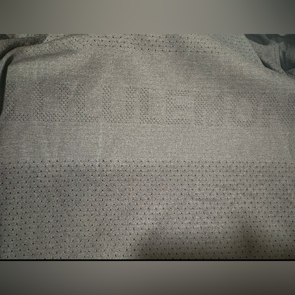 Lululemon Breeze long sleeve Lululemon across chest black
No Size Tag - Picture 7 of 7